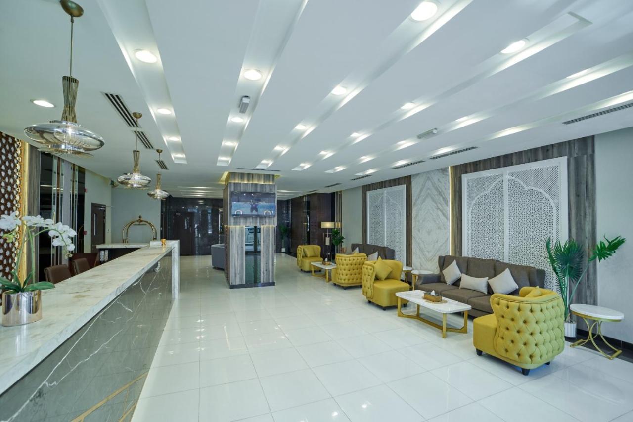 Apartamento Afaq Tower Manama Exterior foto