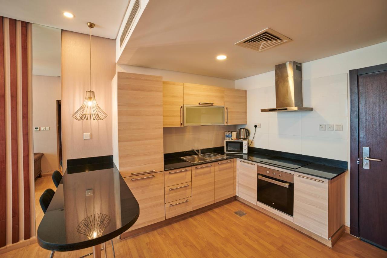 Apartamento Afaq Tower Manama Exterior foto