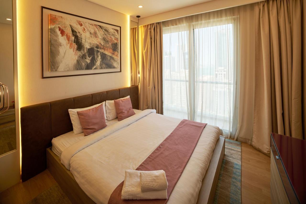 Apartamento Afaq Tower Manama Exterior foto